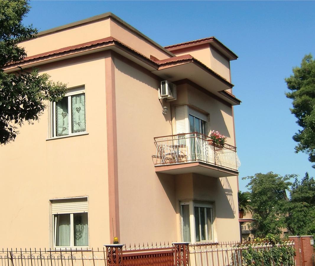 Villa Pollio Meta Exterior photo